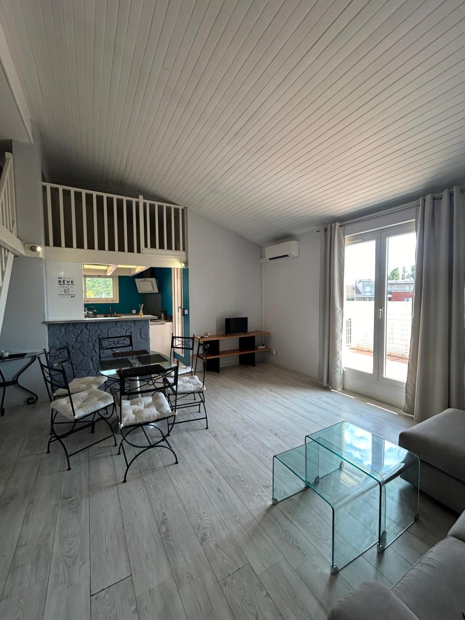 Le Venasque Avec Terrasse - Climatisation Daire Toulouse Dış mekan fotoğraf